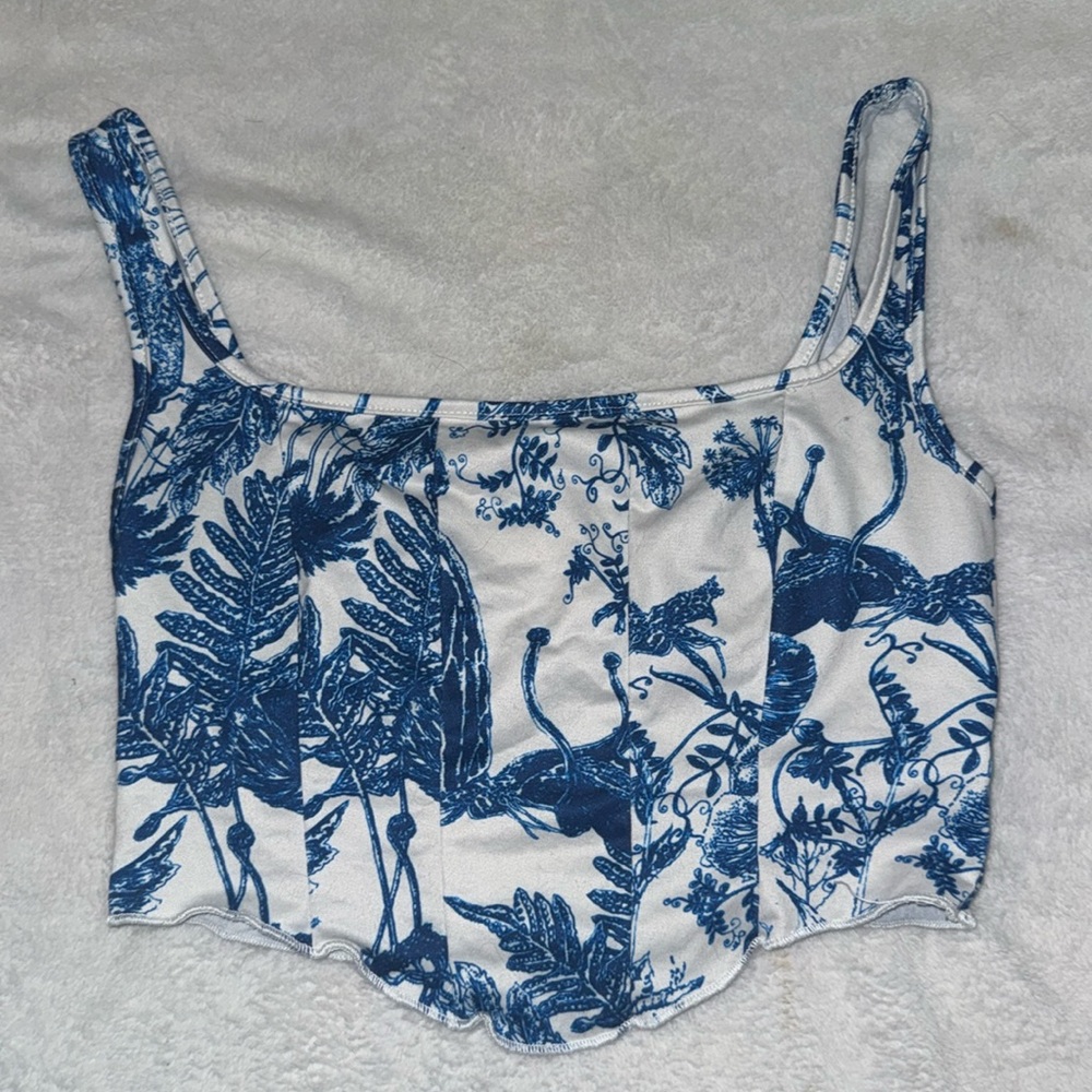 Cute crop top